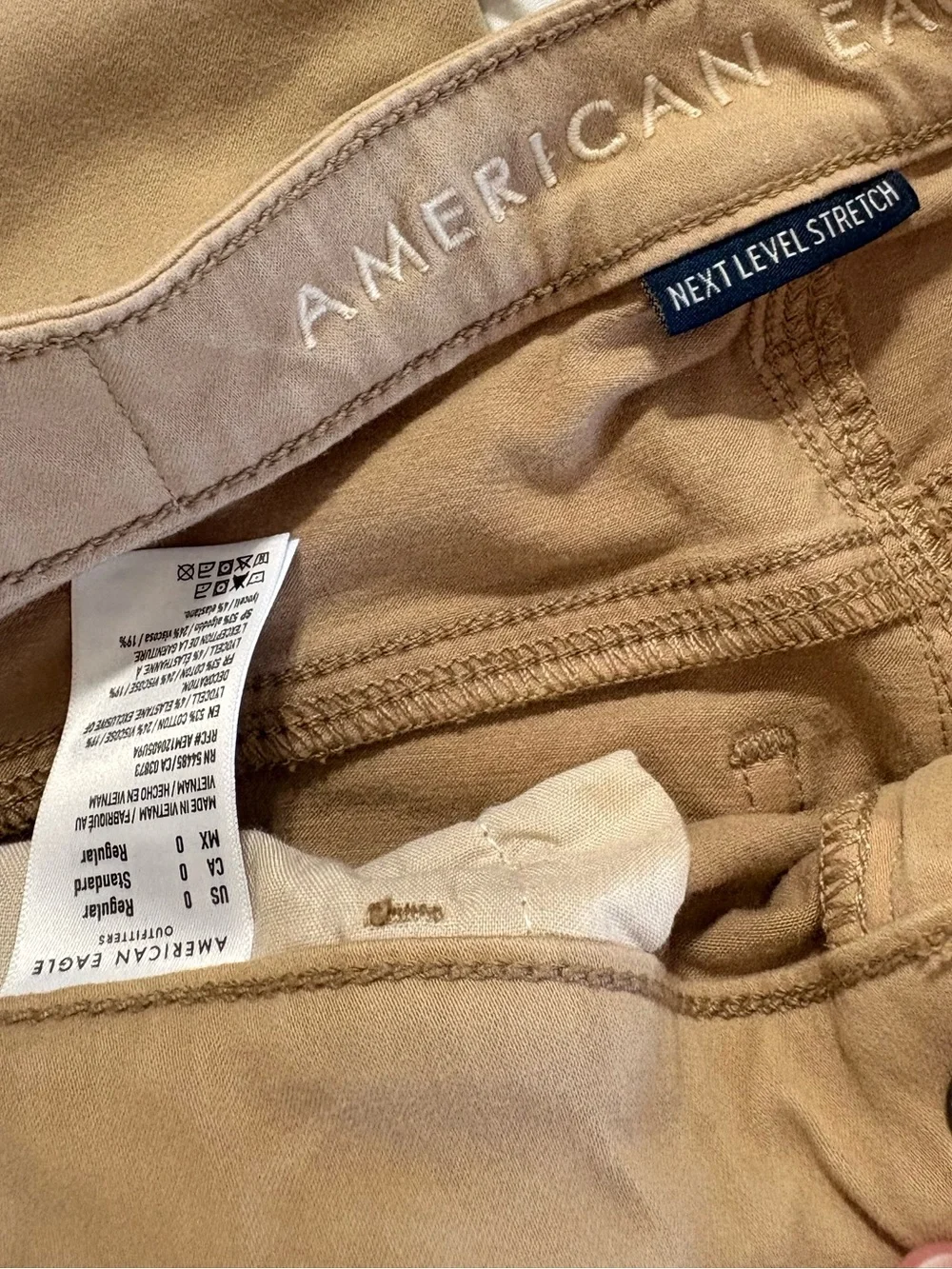 American Eagle Outfitters Women’s Tan Skinny Khaki Pants